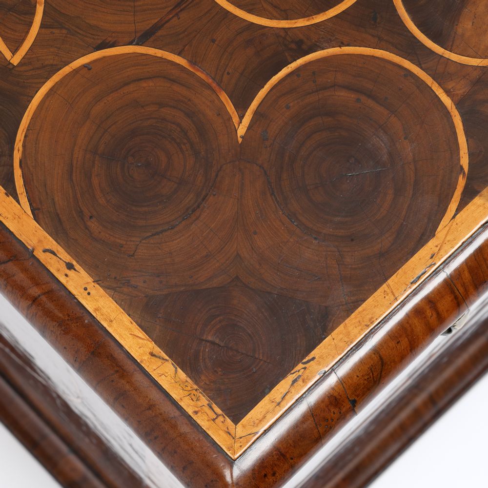 17th Century Oyster Laburnum Low Chest of drawers