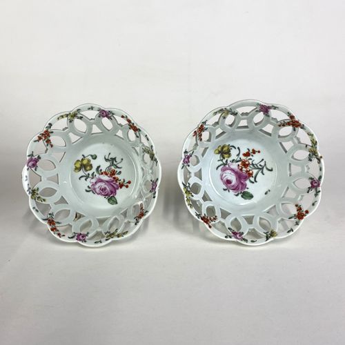 Pair of Dr Wall period Worcester baskets,