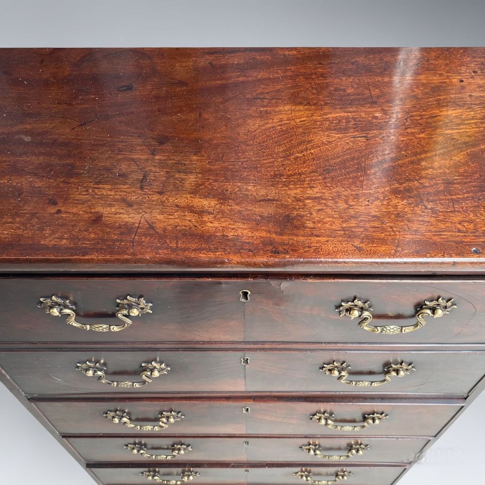 18th century Tall and shallow Secretaire Chest of Drawers