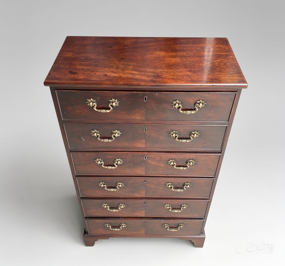 18th century Tall and shallow Secretaire Chest of Drawers
