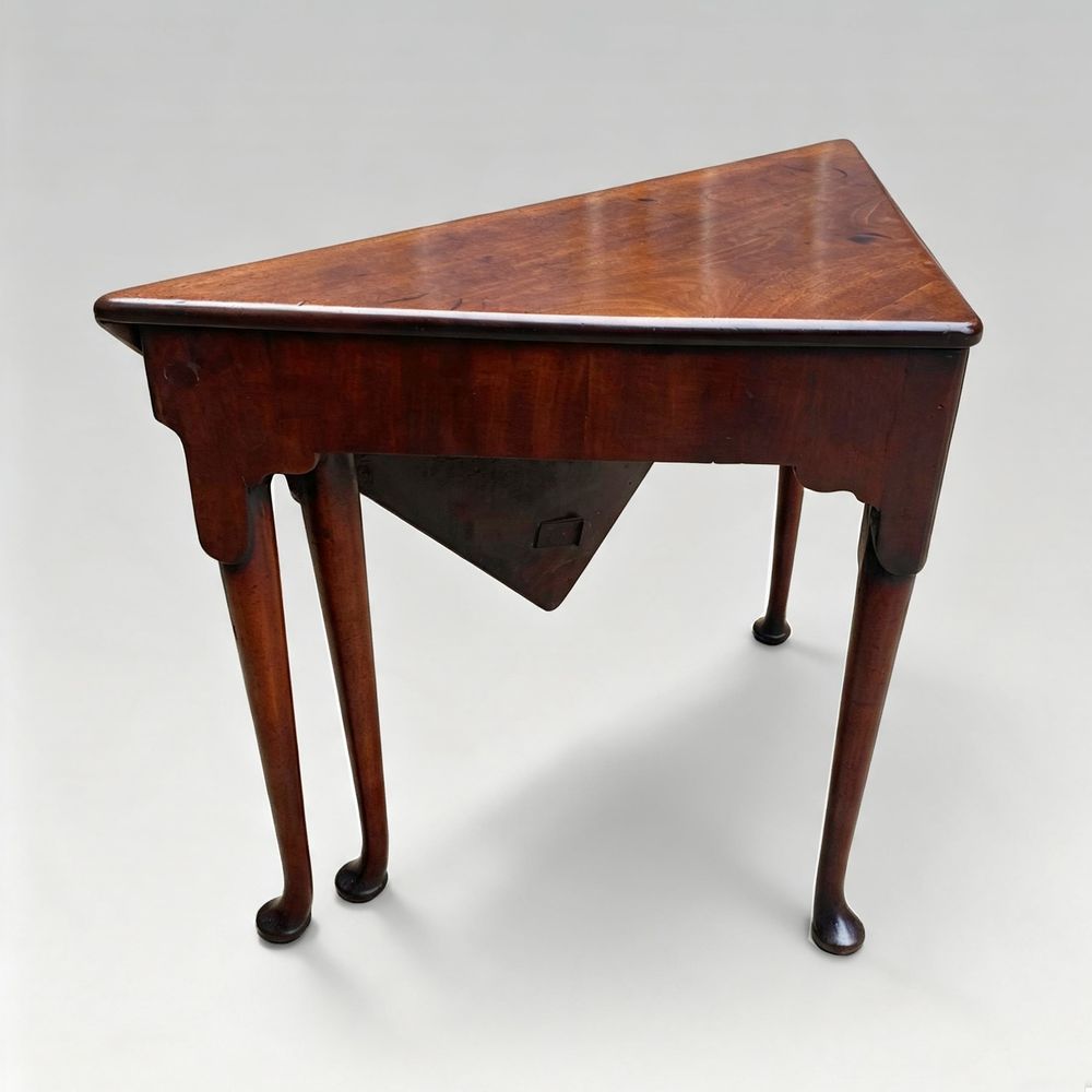 George II Period Mahogany Envelope/Hankerchief or Corner Tea Table