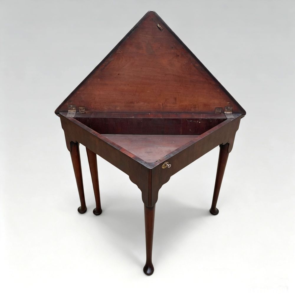 George II Period Mahogany Envelope/Hankerchief or Corner Tea Table