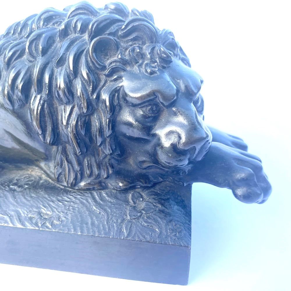 19th century bronze model of a lion