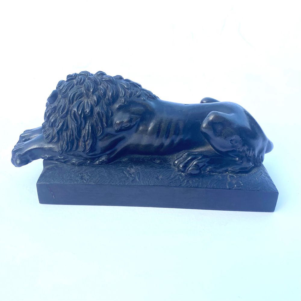 19th century bronze model of a lion