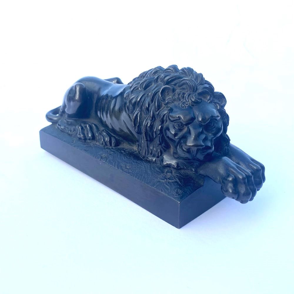 19th century bronze model of a lion