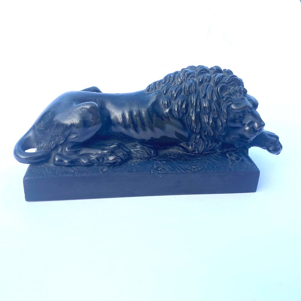 19th century bronze model of a lion