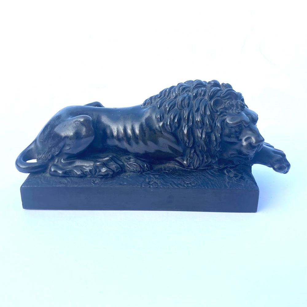 19th century bronze model of a lion