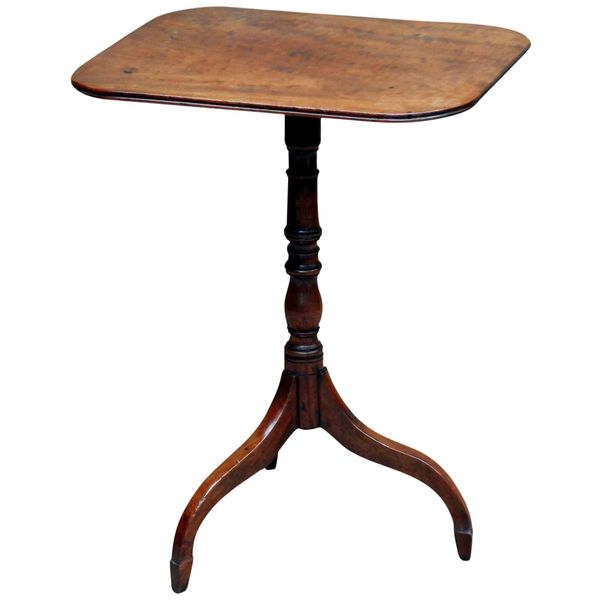 Regency Period Tilt-Top Mahogany Lamp Table