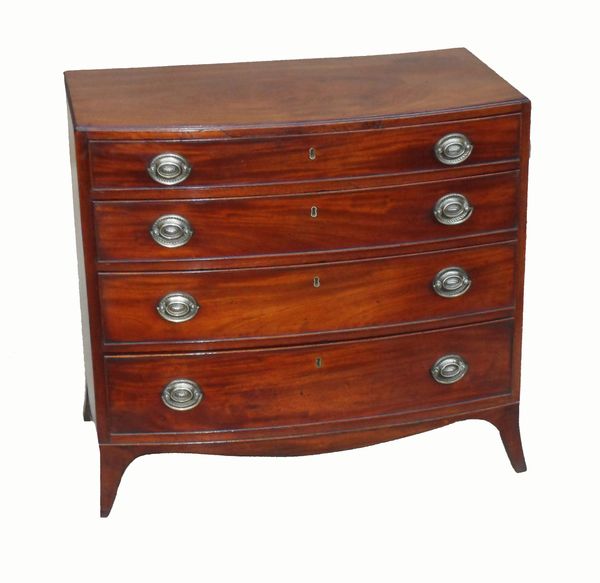 Antique Georgian Mahogany Bow Fronted Chest Of Drawers