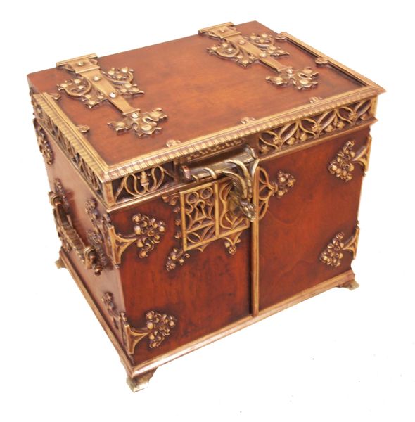 Antique 19th Century Cigar Humidor Box